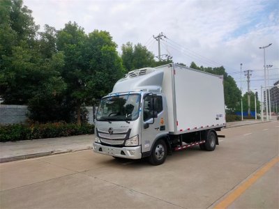 福田歐馬可S1，4米2冷藏車